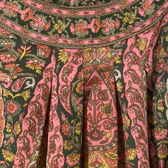 Chelsea & Theodore dressy tank top size L - Picture 2 of 8